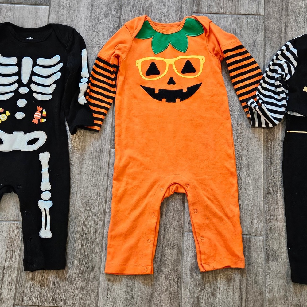 Halloween Romper Bodysuit Costume Lot of 3 Baby Size 18M Skeleton Pumpkin Pirate - Picture 3 of 5